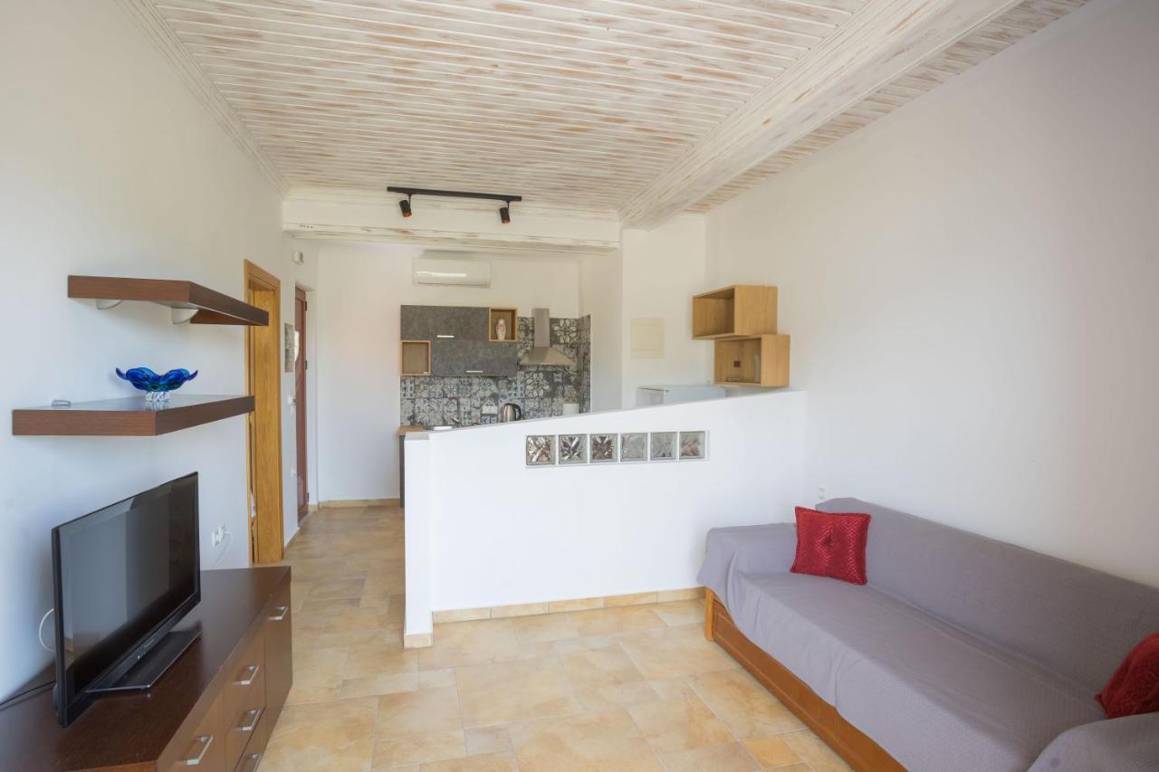 Bay View Suites Βασιλική Εξωτερικό φωτογραφία