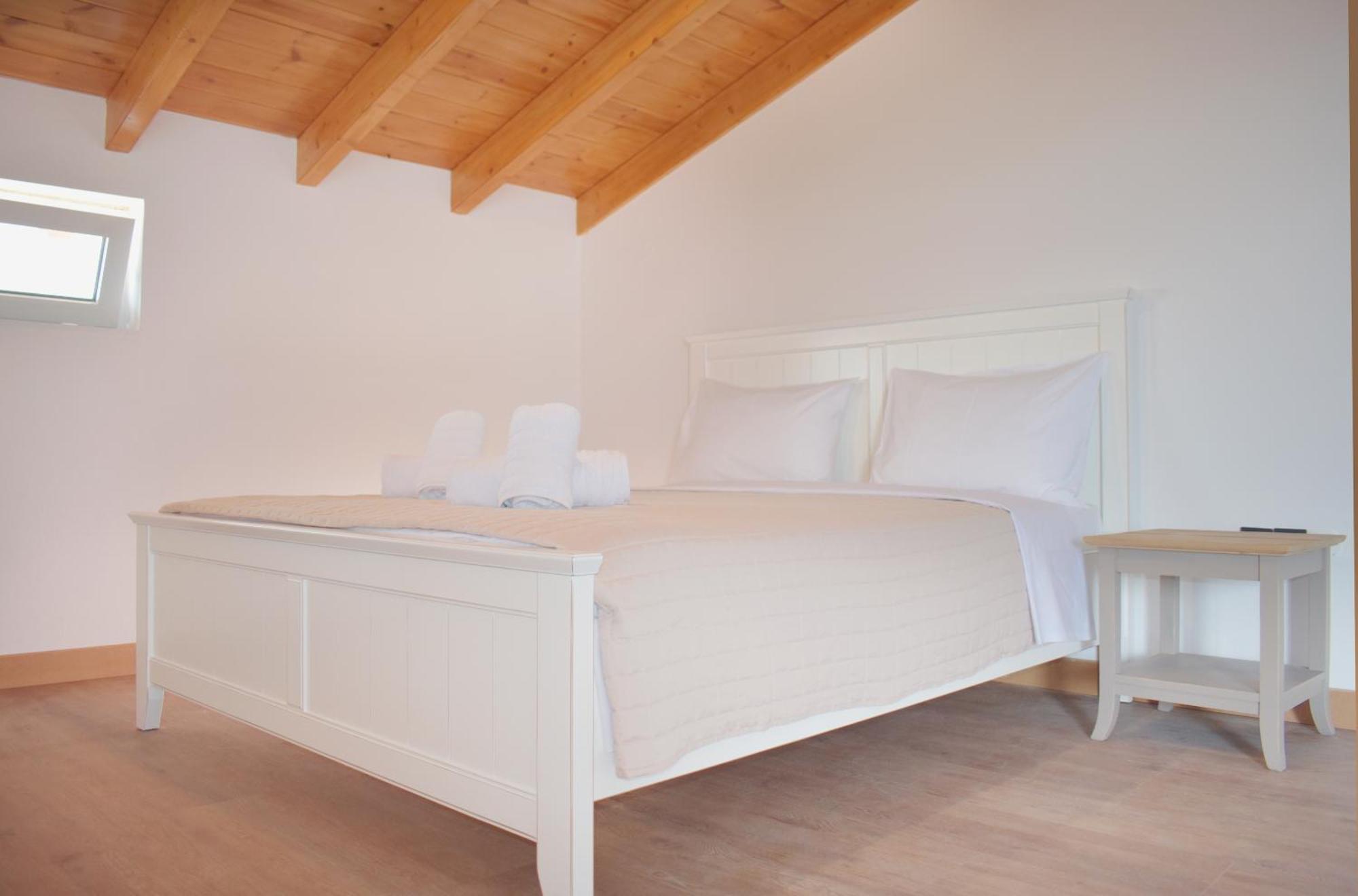 Bay View Suites Βασιλική Εξωτερικό φωτογραφία